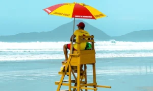 Hari Penghargaan Lifeguard Internasional, Mengapresiasi Para Penyelamat di Pantai Hari Penghargaan Lifeguard Internasional, Mengapresiasi Para Penyelamat di Pantai
