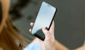 Ilustrasi Memori HP Android Penuh/Foto: Pexels (George Dolgikh)