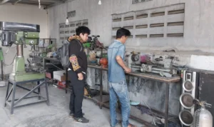 Polda Jabar Awasi Bengkel Pengrajin Senapan Angin di Cipacing dan Cileunyi Polda Jabar Awasi Bengkel Pengrajin Senapan Angin di Cipacing dan Cileunyi