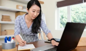 5 Ide Usaha yang Cocok untuk Ibu Rumah Tangga, Apa Saja? 5 Ide Usaha yang Cocok untuk Ibu Rumah Tangga, Apa Saja?