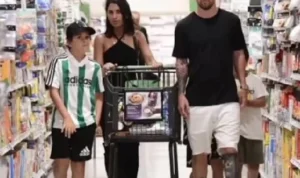 Viral di TikTok, Messi Belanja di Supermarket Tanpa Gangguan