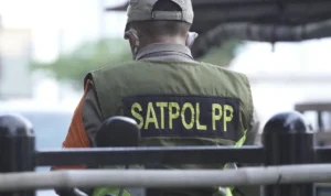 Meresahkan Warga, Satpol PP Segel Tempat Karaoke Ilegal di Tasikmalaya Meresahkan Warga, Satpol PP Segel Tempat Karaoke Ilegal di Tasikmalaya