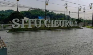 Habiskan Dana Rp32 Miliar, Penataan Wisata Situ Ciburuy Masih Carut-Marut! Habiskan Dana Rp32 Miliar, Penataan Wisata Situ Ciburuy Masih Carut-Marut!