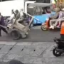 Tangkapan layar video CCTV penyiraman air keras oleh pelajar di Pulogadung. (instagram)