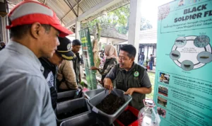 Antisipasi kebakaran TPA Sarimukti, Pemkot Bandung imbau warga kelola sampah sedari sumbernya.