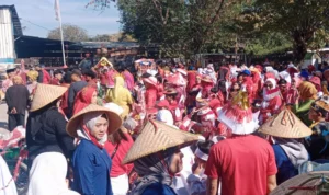 Kemeriahan saat merayakan kemerdekaan RI ke 78 di RW 10 Kelurahan Sukapura Bandung. Begini hukumnya dalam Islam.