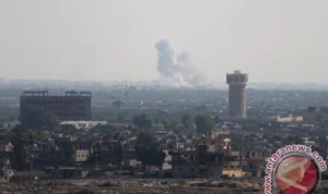 Pengadilan militer di Jalur Gaza, yang dikelola oleh kelompok militan Palestina Hamas, telah menjatuhkan hukuman mati kepada tujuh orang dengan cara digantung karena dituduh "berkolaborasi" dengan Israel, (ANTARA)