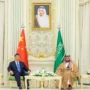 Arab Saudi Pertimbangkan Tawaran China untuk Bangun PLTN Arab Saudi Pertimbangkan Tawaran China untuk Bangun PLTN (VIA REUTERS/Bandar Algaloud/Saudi Royal Cour)