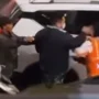 Tangkapan layar video viral oknum TNI pukul tukang parkir di Bandung. (instagram @ahmadsahroni88)