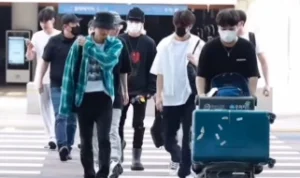 Tanpa DK, iKON Terbang ke Indonesia untuk Asian Sound Syndicate 2023 yang Digelar Mulai Malam ini Tangkapan layar video member iKON yang akan terbang menuju Indonesia untuk tampil di Asian Sound Syndicate 2023. (instagram)