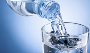 Manfaat Minum Air Putih Saat Bangun di Pagi Hari