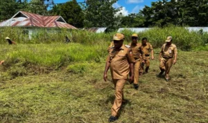 Bupati Keerom Minta Distrik Terus Berikan Pelayanan Publik Maksimal