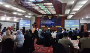 DPRD Godok Raperda Pusat Perbelanjaan dan Minimarket