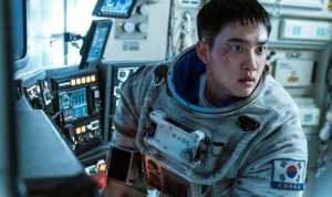 Gas Nonton! Film The Moon (2023) Tayang Hari Ini, D.O EXO Jadi Astronot Film The Moon D.O EXO/ Dok. CJ ENM