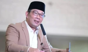 Gubernur Jabar Ridwan Kamil berikan reaksi terkait hasil survei elektabilitas dirinya yang dinilai layak maju Pilpres 2024. ANTARA/HO-Rsj.