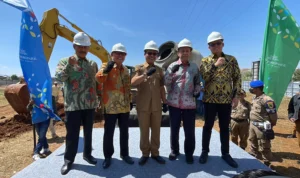 Jawab Kebutuhan Pendidikan di Kabupaten Bandung, Pemkab Dukung Pembangunan Al-Azhar Bupati Bandung dukung pembangungan sekolah Al AZhar / Agi Jabarekspres