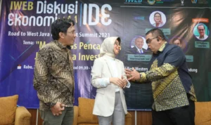 IWEB Diskusi Ekonomi: Provinsi Jawa Barat Masih Menarik di Mata Investor