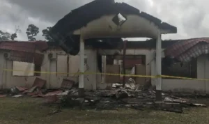 Polisi Selidiki Penyebab Terbakarnya Kantor KPU di Papua (Istimewa)