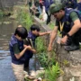 Mahasiswa FISIPKOM Universitas Djuanda Laksanakan Aksi Bersih Sungai bersama Masyarakat dan Pemdes Leuwimalang
