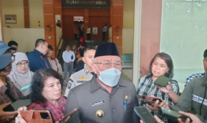 Wali Kota Depok, M Idris. Jabar Ekspres/Rubiakto.
