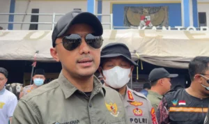 Pengamat Nilai Ada Kegaduhan Pada Rotasi dan Mutasi Pejabat Eselon III Bandung Barat Pengamat Sebut Ada Kegaduhan Pada Rotasi dan Mutasi Pejabat Eselon III Bandung Barat. Minggu (27/8). Goto Jabarekspres