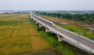 Jelang Uji Coba Operasi, KCIC Pastikan Pembangunan Prasarana KA Cepat Aman dan Penuh Ketelitian