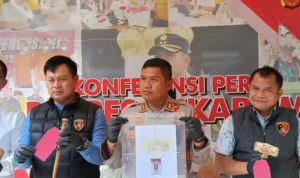 Maraknya Gurandil di Blok Cibuluh, Polres Sukabumi Berhasil Amankan Penambang Emas Ilegal Kapolres Sukabumi AKBP Maruly Pardede mengatakan Polres Sukabumi nerhasil mengamankan gurandil atau pembang emas ilegal. Antara/Aditya Rohman.