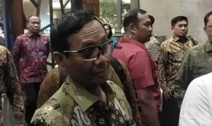 Menko Polhukam Mahfud MD pastikan Ponpes Al Zaytun tidak bermasalah seiring kasus penistaan agama yang menjerat Panji Gumilang. ANTARA/Vicki Febrianto.
