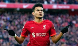 Laga seru antara Liverpool dan Darmstadt di Stadion Deepdale, benar-benar menyita perhatian para netizen. Sejak awal, The Reds menunjukkan taringnya dengan gol cepat dari Mohamed Salah dan Diogo Jota di menit awal pertandingan.