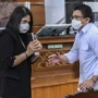 Pengacara Ferdy Sambo dan Putri Candrawathi, Arman Hanis buka suara soal kasasi yang diajukan kliennya dan mengaku hormati putusan MA. ANTARA/Galih Pradipta.