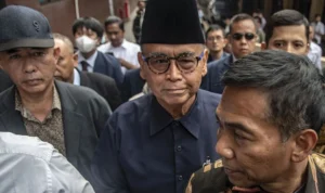 Pengacara Panji Gumilang, Hendra Effendy menduga adanya unsur kriminalisasi dan politisasi dalam kasus penistaan agama kliennya. ANATRA/Muhammad Adimaja.