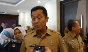 Plh Wali Kota Bandung, Ema Sumarna menduga ada yang menunggangi kasus sengketa lahan antara warga Dago Elos dan keluarga Muller. ANTARA/Ricky Prayoga.