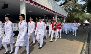 Presiden RI Memantau Gladi Bersih Upacara HUT RI ke-78 Presiden RI Memantau Gladi Bersih Upacara HUT RI ke-78