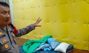Diduga Penyewa Rumah Milik Dino Patti Djalal Gunakan KTP Palsu dan Rumah Dijadikan Markas Penipuan Online Rumah Dino Patti Djalal di duga di jadikan tempat penipuan online dan penyewa rumah menggunakan KTP palsu