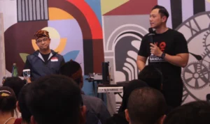 Ratusan millenial Kota Bandung antusias ikuti Ngobrol Bareng anak Muda dengan Bakal Calon Presiden Anies - AHY yang digelar di Rumah Kentang