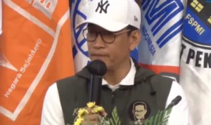 Tidak Hanya Rocky Gerung, Refly Harun Ikut Dilaporkan ke Polisi/ Tangkap Layar YouTube Refly Harun