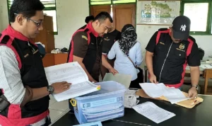 Adanya Dugaan Korupsi Dana BOS, Kejari Geledah SMP Islam Kabandungan Sukabumi!