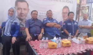Sebagai partai politik, Partai Demokrat sudah berkomitmen akan selalu dekat dengan masyarakat untuk selalu menjalin komunikasi.