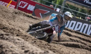Tekad Delvintor Alfarizi pebalap binaan PT AHM catatkan kemajuan selama rangkaian FIM Motocross World Championship (MXGP) di seri Eropa.