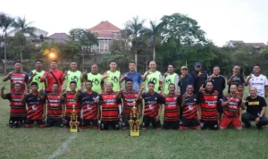 Sukses Gelar Turnamen Sepakbola, Kapolres Cimahi: Bukan Dilihat dari Siapa yang Juara Sukses Gelar Turnamen Sepakbola, Kapolres Cimahi: Bukan Dilihat Dari Siapa yang Juara. Selasa (1/8/2023). Foto: Jabarekspres
