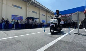 Kepolisian Jawa Barat Mulai Resmikan Ujian Praktek SIM Baru menggunakan Sirkuit Baru dan Tidak Zig Zag. Foto Agi Jabar Ekspres