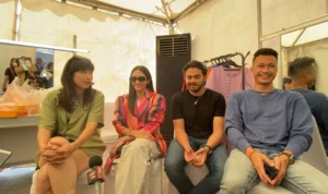Pemain Sinetron 'Cinta Karena Cinta' Meriahkan Karnaval SCTV di Cirebon