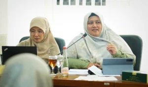 DPRD Pelototi Anggaran Bantuan Hukum Masyarakat Miskin di Kota Bogor Anggota Komisi I DPRD Kota Bogor, Endah Purwanti (Kanan).