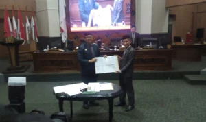 SAH! Perda Pemajuan Kebudayaan Daerah, Wakil Ketua DPRD Agus Salim: Kebanggaan Terhadap Budaya Daerah / Sandika
