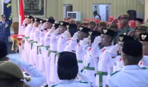 Kukuhkan Paskibraka Kabupaten Cirebon, Bupati Imron: Menorehkan Kebanggaan dan Peristiwa Bersejarah Tersendiri Kukuhkan Paskibraka Kabupaten Cirebon, Bupati Imron: Menorehkan Kebanggaan dan Peristiwa Bersejarah Tersendiri