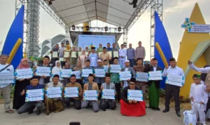 Ramai Diikuti Ribuan Perwakilan Pesantren, Mumtaz Festival 2023 dan Temu Bisnis OPOP Hadir di Masjid Al Jabbar Ramai Diikuti Ribuan Perwakilan Pesantren, Mumtaz Festival 2023 dan Temu Bisnis OPOP Hadir di Masjid Al Jabbar