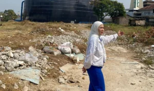 Polemik Watertank PDAM Tirta Asasta Depok Jadi Sorotan Anggota DPR RI Kunjungan Intan Fauzi ke watertank PDAM Tirta Asasta, Minggu (20/8).
