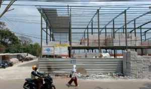 Pembangunan TPS baru Kota Cimahi di samping makan Santiong.