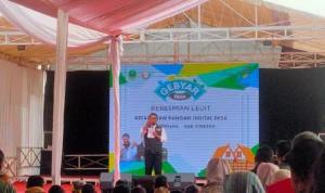 Ridwan Kamil Resmikan Program Leuit di Desa Tersana Kabupaten Cirebon Ridwan Kamil Resmikan Program Leuit di Desa Tersana Kabupaten Cirebon