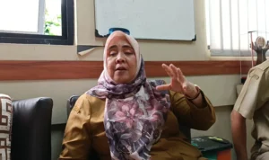 Pemkot Cimahi imbau masyarakat untuk tekan produksi sampah.